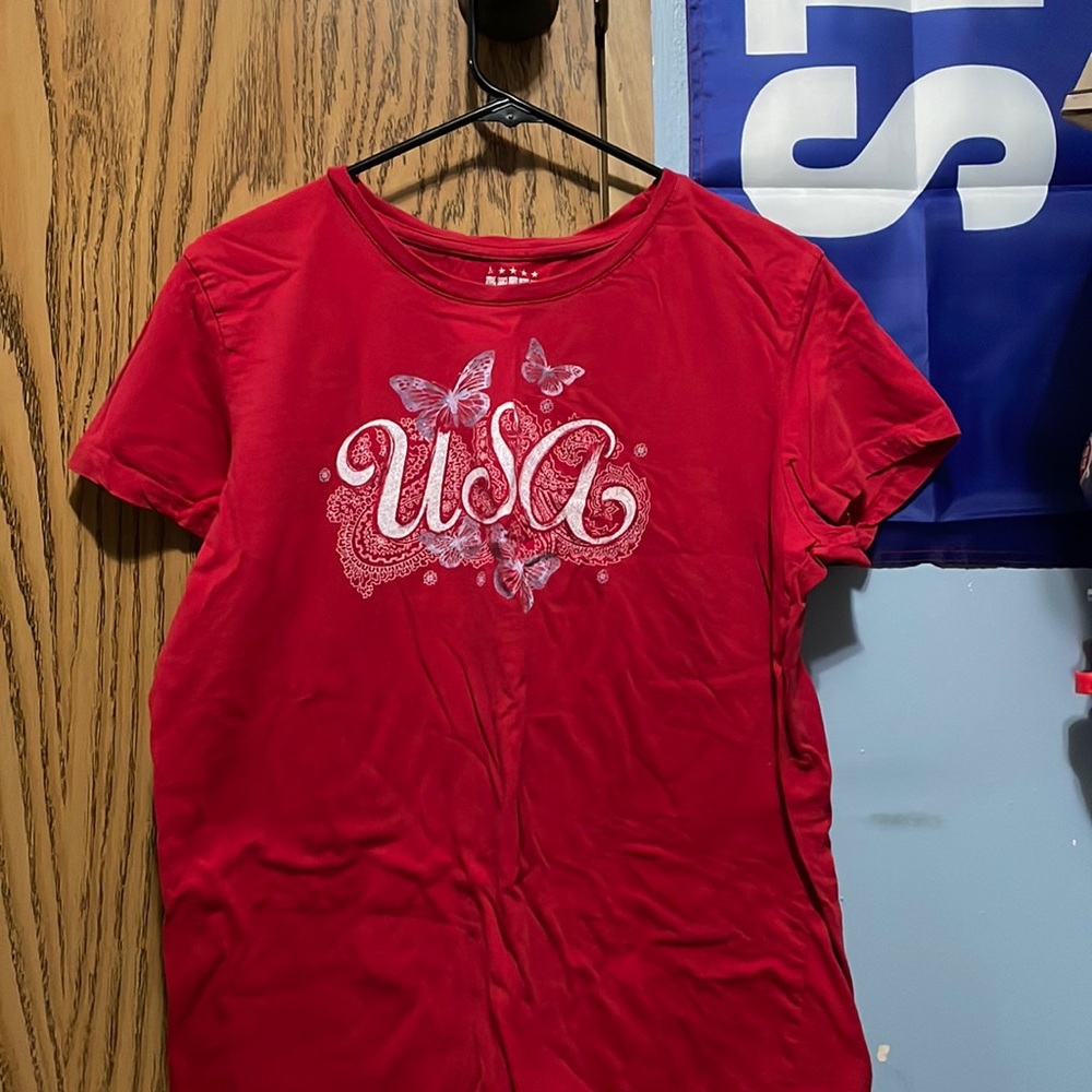 Red tee shirt